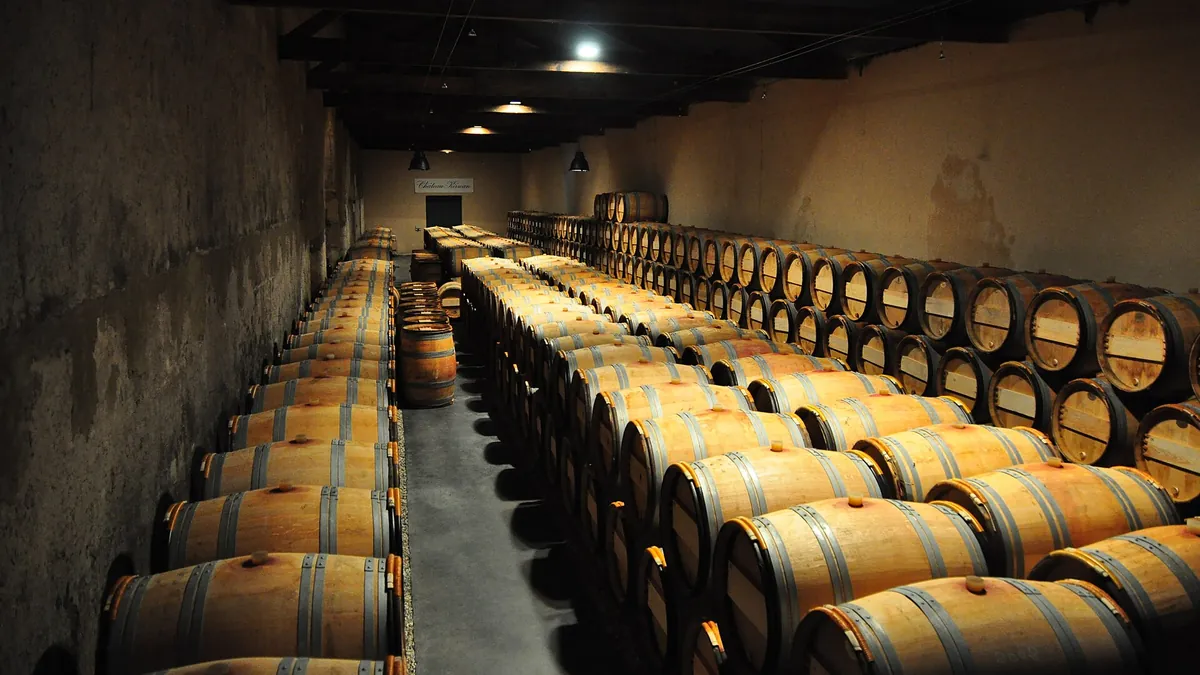波爾多 Château Kirwan 的酒窖